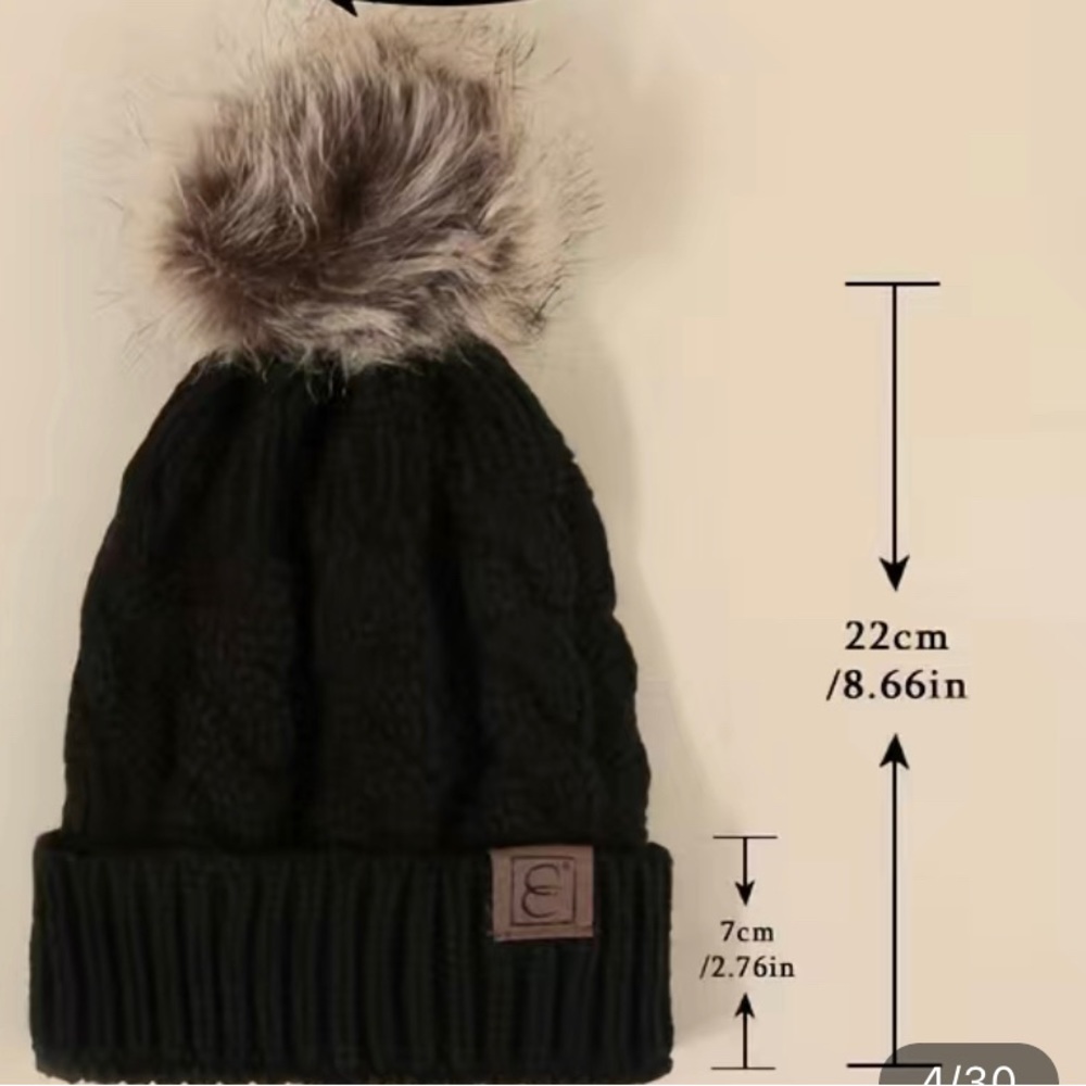 Classic Ribbed knitted Beanie with Pom Solid Color